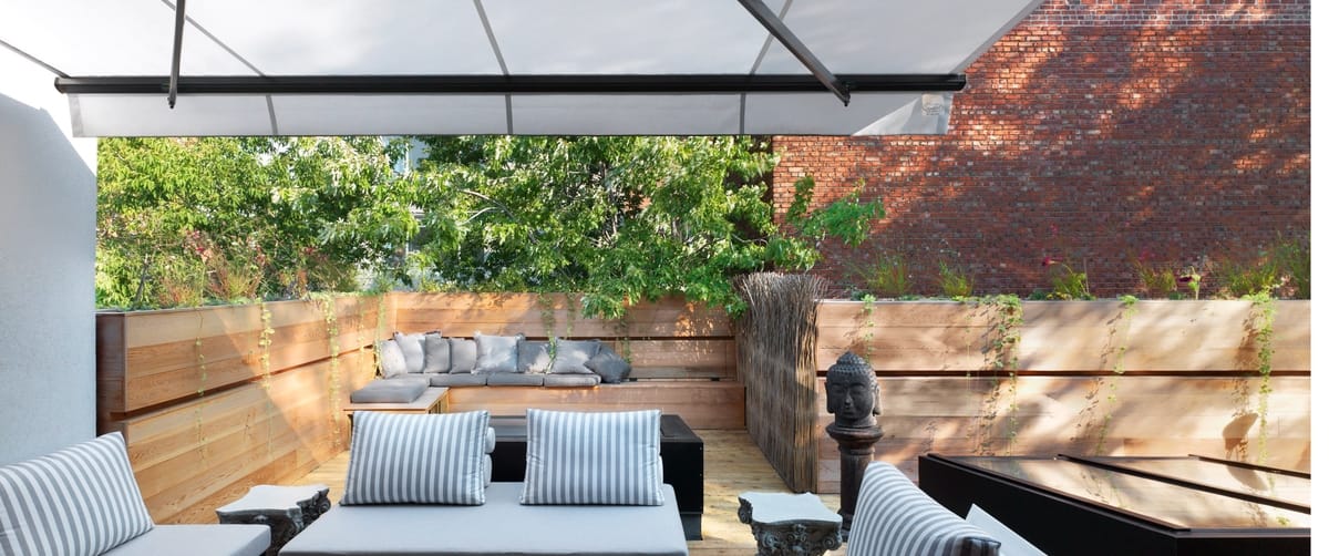 Terrasse Coloniale